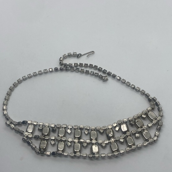 Vtg Rhinestone Double Row Silver Tone Metal Bib Necklace w Hook Clasp / 11” - Picture 5 of 10